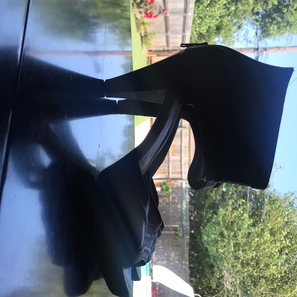 Zara Maria Brown heels